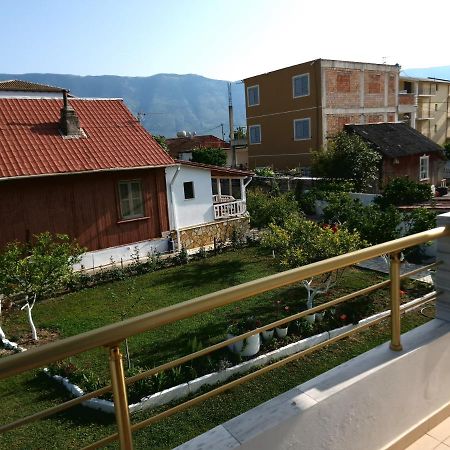Апартаменты Apartmet Dritan Belulaj Орикум Экстерьер фото