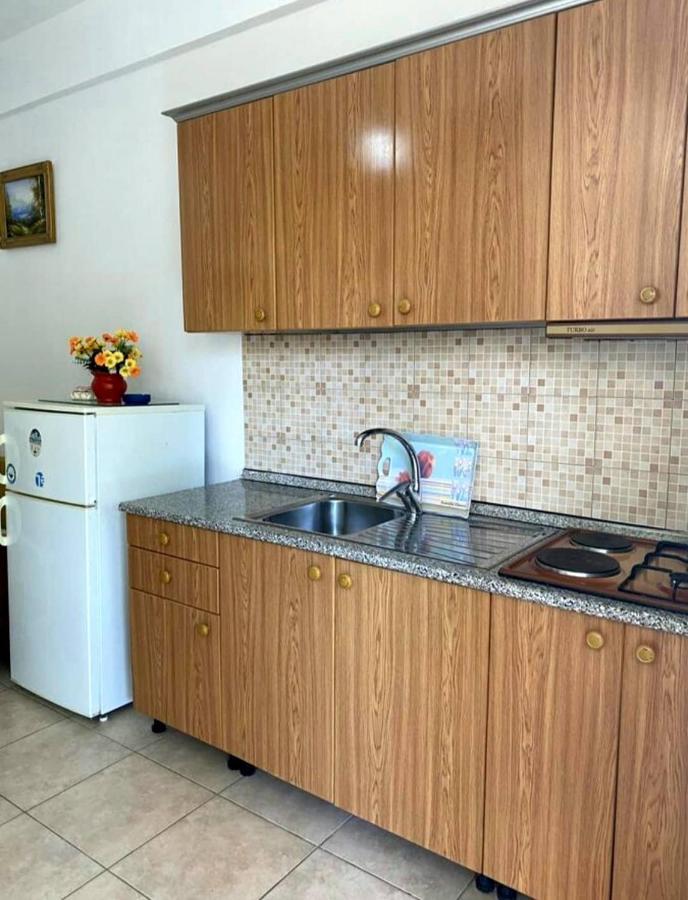 Апартаменты Apartmet Dritan Belulaj Орикум Экстерьер фото